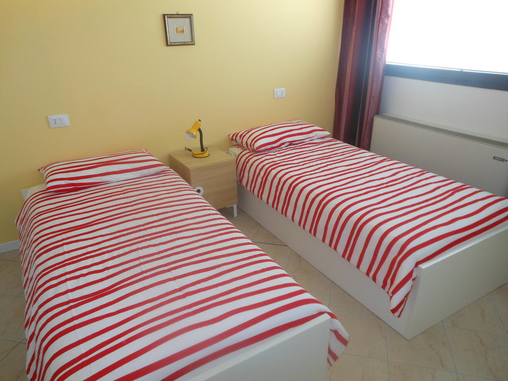 B&B Relax Βιτσέντζα Δωμάτιο φωτογραφία