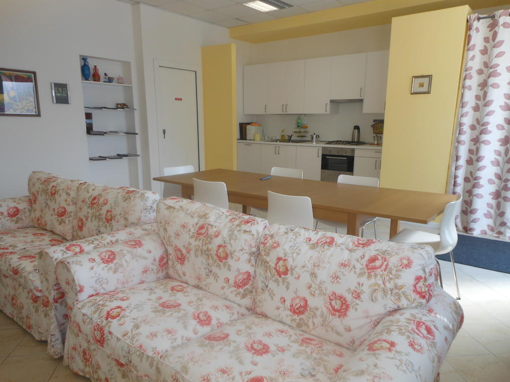 B&B Relax Βιτσέντζα Δωμάτιο φωτογραφία
